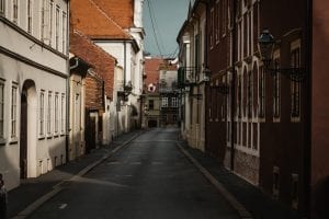 Image of a narrow street