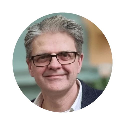 head shot of Nick Booth